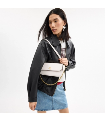 BOLSA COACH NEW YORK BROOK FLAP CHAIN BRANCO