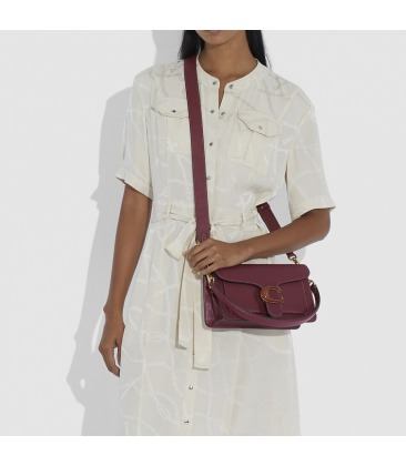 dooney and bourke 2022