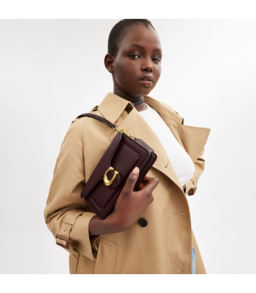 BOLSA COACH NEW YORK TABBY SHOULDER 20 VINHO