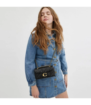 BOLSA COACH NEW YORK TABBY SHOULDER 20 WITH QUILTING PRETO