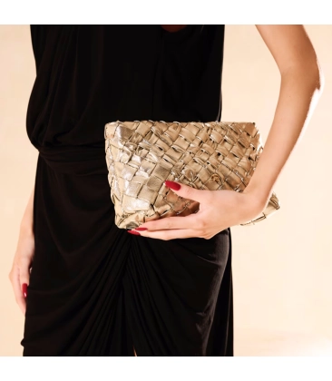 BOLSA MÉDIA LUIZA BARCELOS DOURADO