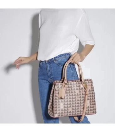 BOLSA TOTE LARA NEW TRIANGLE SCHUTZ BEGE