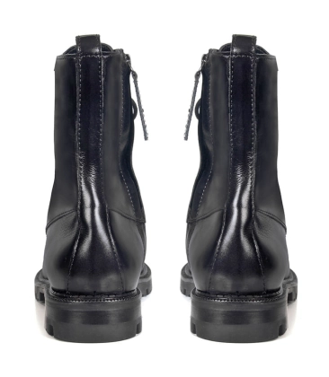 BOTA COTURNO LANA PAULA TORRES PRETO