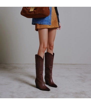 BOTA SALTO ALTO WESTERN LUIZA BARCELOS MARROM