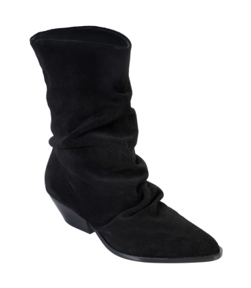 BOTA SALTO BAIXO LUCY PAULA TORRES PRETO