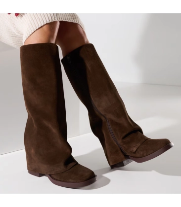 BOTA SALTO BAIXO LUIZA BARCELOS MARROM