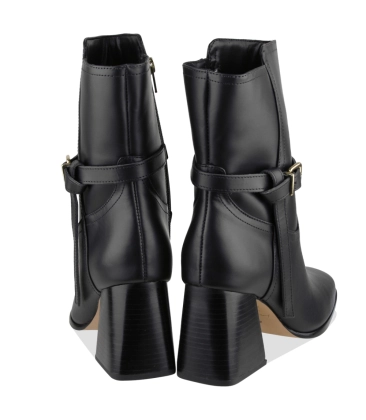 BOTA SALTO MÉDIO LUIZA BARCELOS PRETO