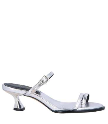 MULE SALTO FLARE MÉDIO BY NATI VOZZA LUIZA BARCELOS PRATA