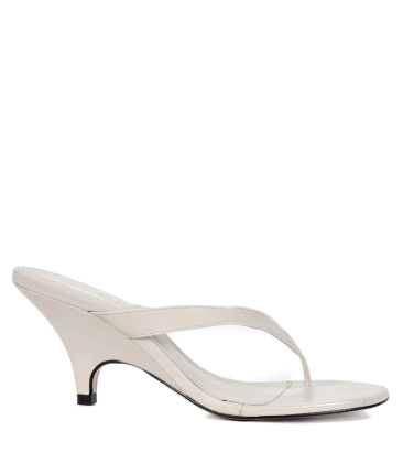 MULE SALTO MÉDIO HELENA PAULA TORRES BRANCO