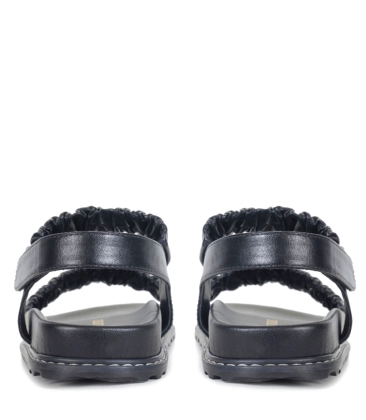 RASTEIRA SERENA PAULA TORRES PRETO