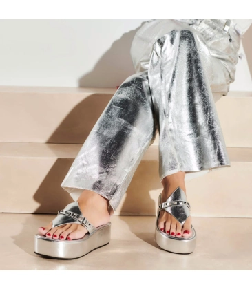 SANDALIA FLATFORMA SALTO MEDIO LUIZA BARCELOS PRATA Acquarela Shop
