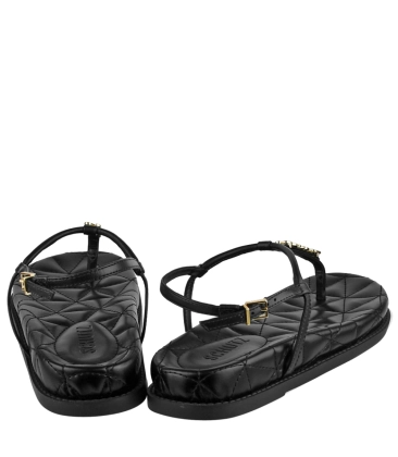 SANDÁLIA RASTEIRA FLATFORM MATELASSÊ SCHUTZ PRETO