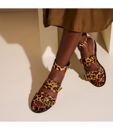 SANDÁLIA RASTEIRA LUIZA BARCELOS ANIMAL PRINT