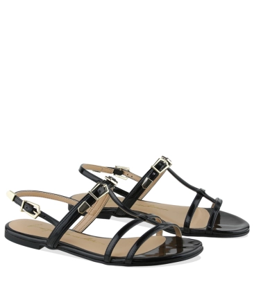 SANDÁLIA RASTEIRA LUIZA BARCELOS PRETO