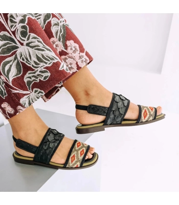 SANDÁLIA RASTEIRA LULY BOTTI PRETO