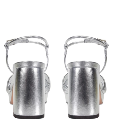 SANDÁLIA SALTO ALTO HOPE PAULA TORRES PRATA