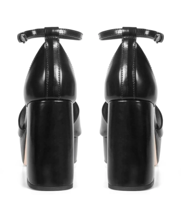 SANDÁLIA SALTO ALTO NORA PAULA TORRES PRETO