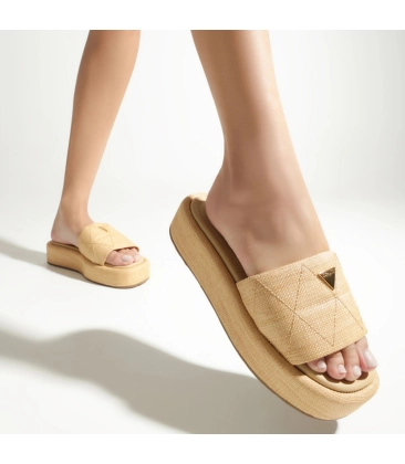 SANDÁLIA SALTO BAIXO FLATFORM SCHUTZ BEGE