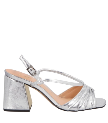 SANDÁLIA SALTO BLOCO MÉDIO LUIZA BARCELOS PRATA