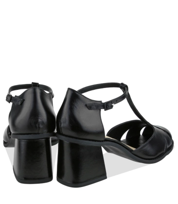 SANDÁLIA SALTO MÉDIO BENTANA PRETO