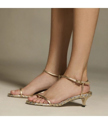 SANDÁLIA SALTO MÉDIO GAYA PAULA TORRES DOURADO