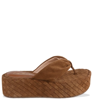 SANDÁLIA SALTO MÉDIO PLATAFORMA LUIZA BARCELOS CARAMELO