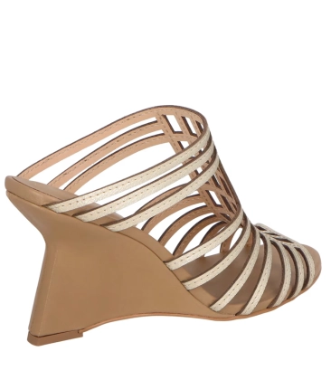 SANDÁLIA MULE SALTO ALTO BY THÁSSIA NAVES DOURADO