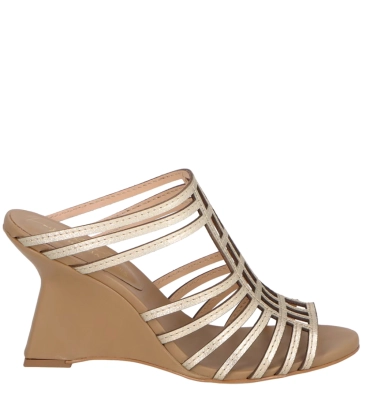 SANDÁLIA MULE SALTO ALTO BY THÁSSIA NAVES DOURADO