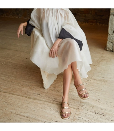 SANDÁLIA RASTEIRA ANNA BY ANNA CAROLINA BASSI PAULA TORRES DOURADO