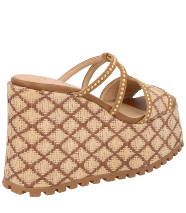 SANDÁLIA SALTO ALTO PLATAFORMA LUIZA BARCELOS CARAMELO