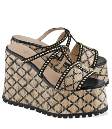 SANDÁLIA SALTO ALTO PLATAFORMA LUIZA BARCELOS PRETO