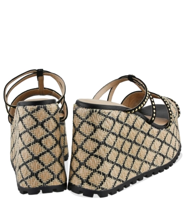 SANDÁLIA SALTO ALTO PLATAFORMA LUIZA BARCELOS PRETO