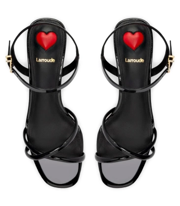 SANDÁLIA SALTO BAIXO CHARLOTTE LARROUDÉ PRETO