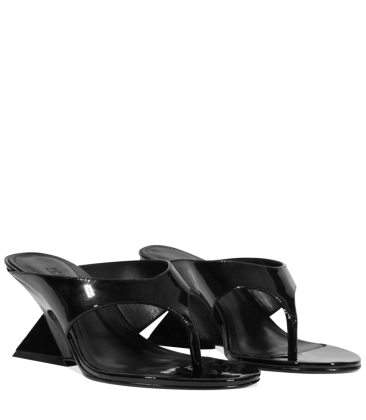 SANDÁLIA SALTO MÉDIO BETSY SCHUTZ PRETO