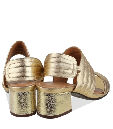 SANDÁLIA SALTO MÉDIO LAURA BOTTI DOURADO