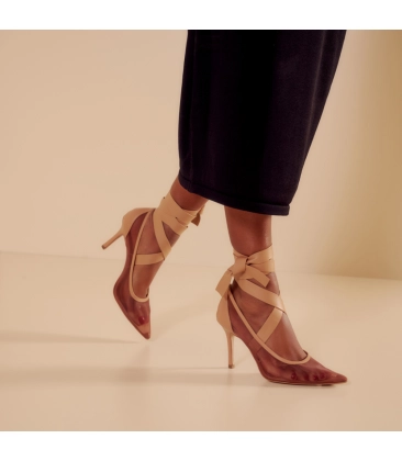 SCARPIN SALTO ALTO BY THÁSSIA NAVES LUIZA BARCELOS BEGE