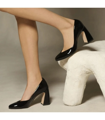 SCARPIN SALTO ALTO GAYA PAULA TORRES PRETO