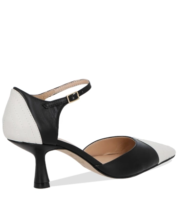 SCARPIN SALTO MÉDIO LUIZA BARCELOS PRETO