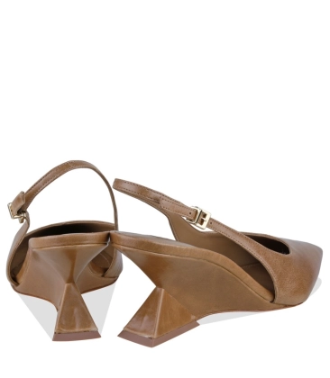 SCARPIN SALTO MÉDIO SLINGBACK ABBIF BUCKLE SCHUTZ BEGE