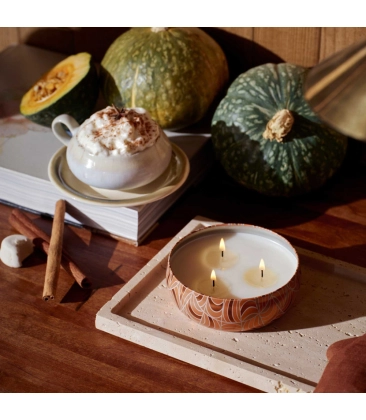 VELA AROMÁTICA LATA 3 PAVIOS 60H SPICED PUMPKIN LATTE VOLUSPA