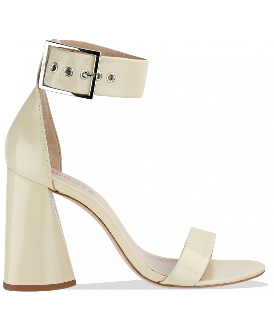 sandália salto alto schutz